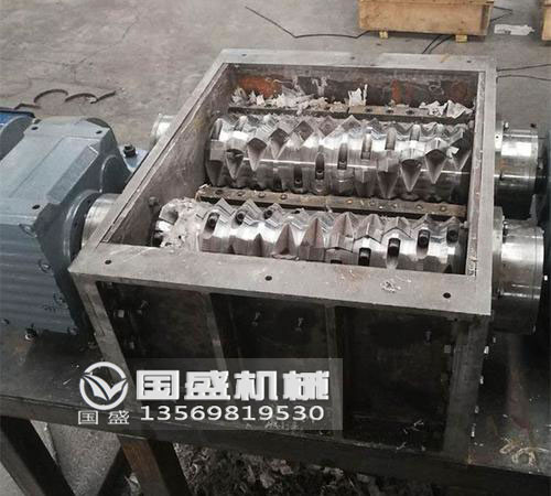 生活垃圾雙軸撕碎機廠家地址